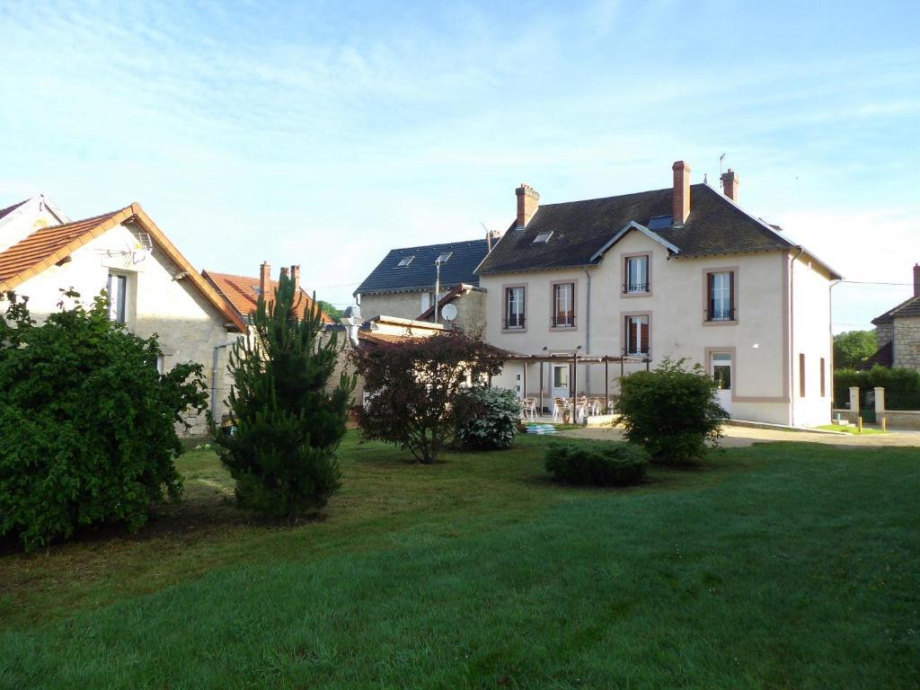 Bed and Breakfast L'Auberge De Vauclair à Bouconville-Vauclair Extérieur photo